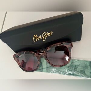 Women’s Maui Jim Honey Girl Sunglasses. Brand new still in the box!